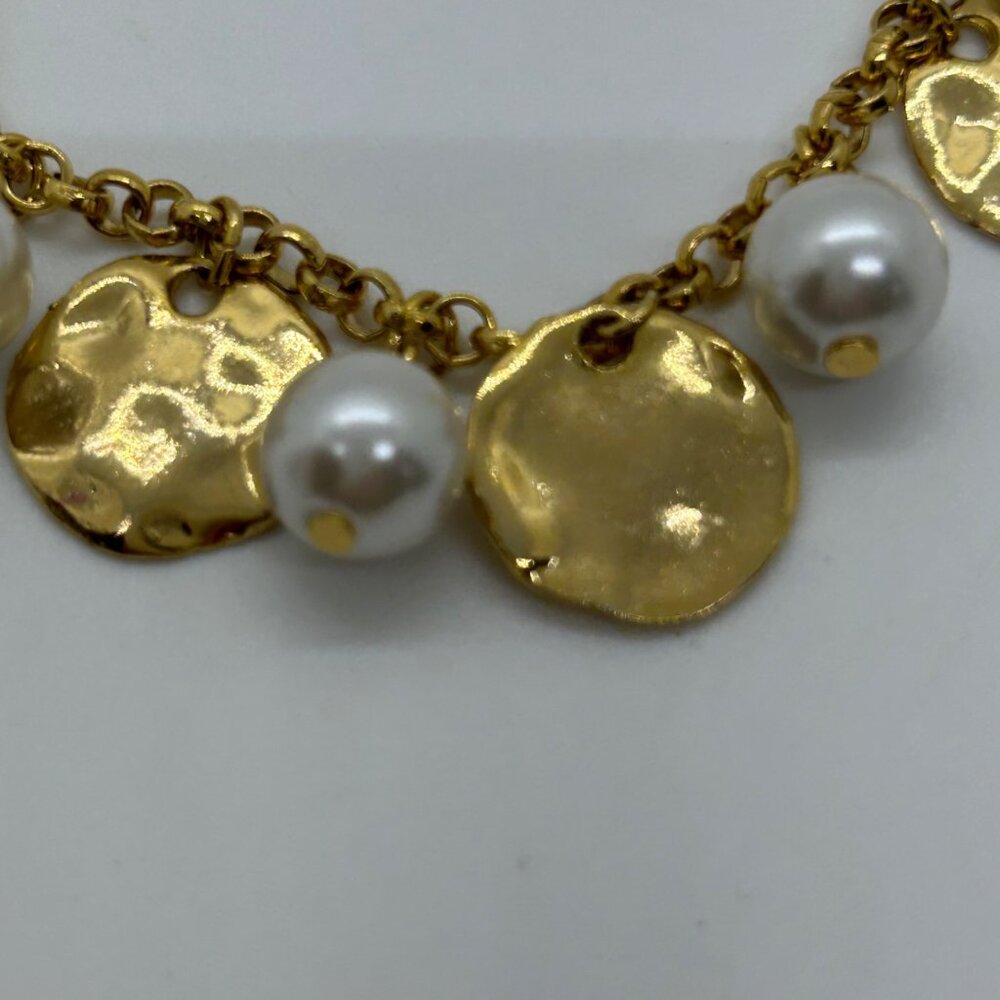 Goldtone Faux Pearl Hammer Disc Charm Bracelet Bridal Elegant Jewelry - Picture 6 of 10